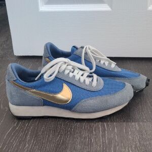 Nike Daybreak Shoes